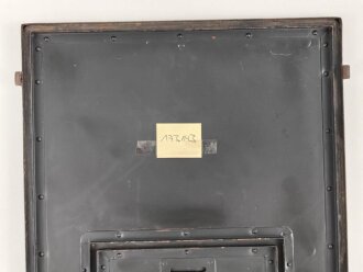 Gehäusedeckel zum Zubehörtornister für Funk Horch Empfänger b der Wehrmacht. Originallack ?