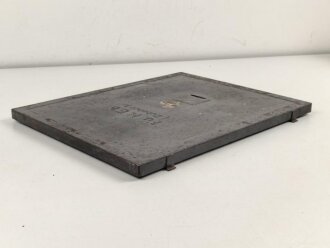 Gehäusedeckel zum Zubehörtornister für Funk Horch Empfänger b der Wehrmacht. Originallack ?