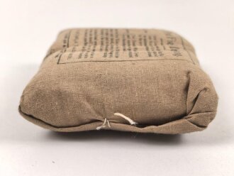 Großbritannien 2. Weltkrieg, Verbandspäckchen " First Field Dressing" datiert 1945