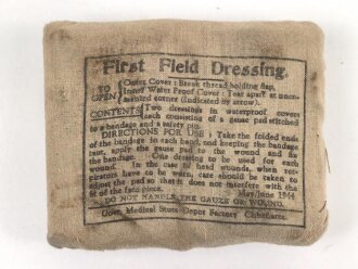 Großbritannien 2. Weltkrieg, Verbandspäckchen " First Field Dressing" datiert 1944