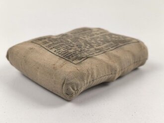 Großbritannien 2. Weltkrieg, Verbandspäckchen " First Field Dressing" datiert 1944