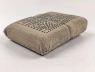 Großbritannien 2. Weltkrieg, Verbandspäckchen " First Field Dressing" datiert 1944