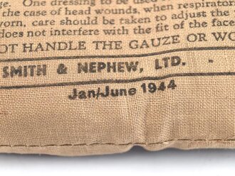 Großbritannien 2. Weltkrieg, Verbandspäckchen " First Field Dressing" datiert 1944