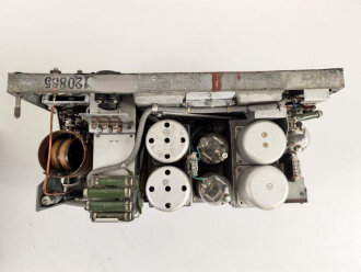 80 Watt Sender a  ( 80 W.S.a ) datiert 1943 ( für Panzerspähwagen und Schützenpanzer) überlackiertes Stück , ungereinigt,  Funktion nicht geprüf