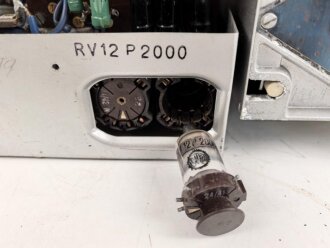 80 Watt Sender a  ( 80 W.S.a ) datiert 1943 ( für Panzerspähwagen und Schützenpanzer) überlackiertes Stück , ungereinigt,  Funktion nicht geprüf