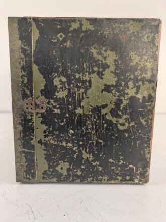 80 Watt Sender a  ( 80 W.S.a ) datiert 1943 ( für Panzerspähwagen und Schützenpanzer) überlackiertes Stück , ungereinigt,  Funktion nicht geprüf