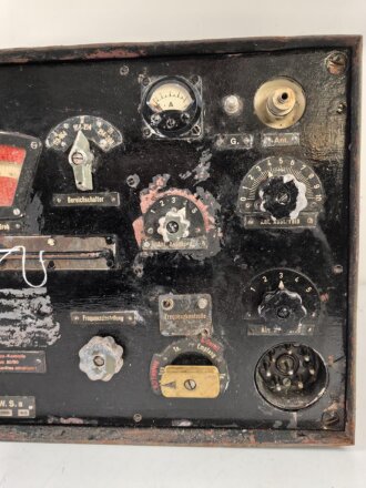 80 Watt Sender a  ( 80 W.S.a ) datiert 1943 ( für Panzerspähwagen und Schützenpanzer) überlackiertes Stück , ungereinigt,  Funktion nicht geprüf