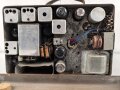 Radione R2, Empfangsgerät Wehrmacht Truppenbetreuung. Die Nachkriegsgeräte sind ähnlich, haben aber zum Beispiel Königsberg nicht im Suchfeld. Typenschild fehlt, vermutlich überlackiertes Stück, Funktion nicht geprüft