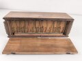 Klappenschrank, sicherlich zivile Ausführung. Maße etwa 15 x 46 x 15cm. Ungereinigt, Funktion nicht geprüft