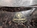Feldfernsprecher 33 der Wehrmacht. Ungereinigtes Stück, datiert 1940, Funktion nicht geprüft, Innen nicht rausnehmbar