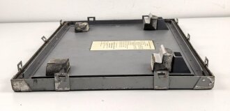U.S.Army, Deckel für CY-573 / UP Carrying case. Originallack, Maße etwa 40 x 62cm. Alter unbekannt