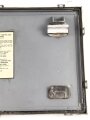 U.S.Army, Deckel für CY-573 / UP Carrying case. Originallack, Maße etwa 40 x 62cm. Alter unbekannt