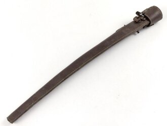Tragebehälter für einen Ersatzlauf MG15 Luftwaffe. Ersatzmaterial, so zur Erdkampfausführung geführt.. Ungereinigt, defekt