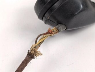 Handapparat für einen Feldfernsprecher 33 der Wehrmacht. Ungereinigt, die Kapseln fehlen