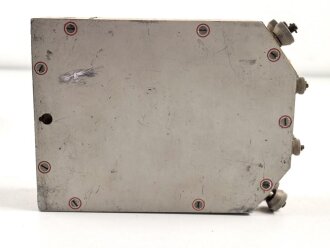 Schnurloser Überträger Wehrmacht datiert 1937. Guter Gesamtzustand, Funktion nicht geprüft, in Tasche, diese ebenfalls aus den 1930iger Jahren