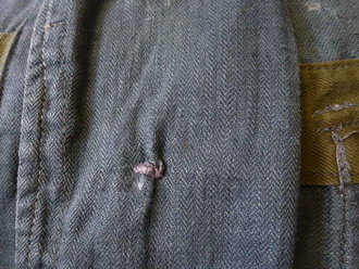 Feldbluse Drillich Heer , getragenes Stück, Maße: Brustweite 53 cm, Ärmellänge ab Schulter 55 cm, Gesamtlänge 65 cm