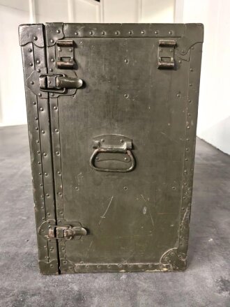 U.S. Army Field Desk Feldschreibtisch. Guter Zustand, wiegt etwa 40 Kilo. KEIN POSTVERSAND MÖGLICH