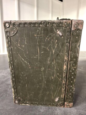 U.S.Army Field Desk Feldschreibtisch. Guter Zustand, wiegt etwa 40 Kilo. KEIN POSTVERSAND MÖGLICH