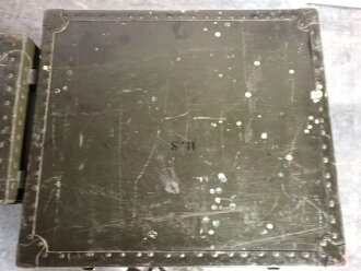 U.S.Army Field Desk Feldschreibtisch. Guter Zustand, wiegt etwa 40 Kilo. KEIN POSTVERSAND MÖGLICH