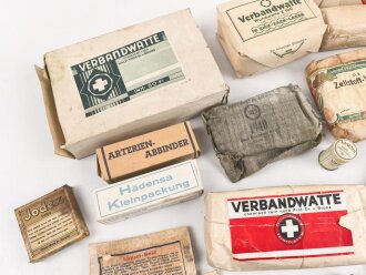 Grosses Konvolut Sanitätsmaterial, teils Wehrmacht, teils Zivil