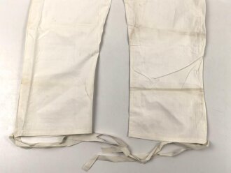 Weisse Unterhose für Mannschaften, vermutlich kaiserliche Marine. Ungestempelt, angeschmutzt
