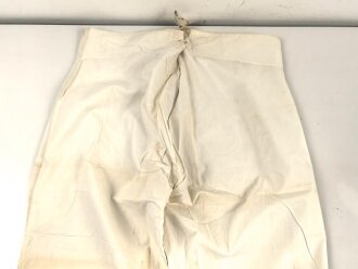Weisse Unterhose für Mannschaften, vermutlich kaiserliche Marine. Ungestempelt, angeschmutzt