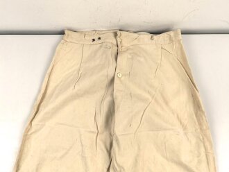 Lange, baumwollene Unterhose. Undeutlich gestempelt,...