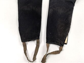Jacke und Hose ohne Stempelung, vermutlich Richtung Algerien, Tunesien, Marokko zu verorten. Ungereinigt