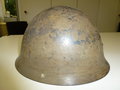 Japan 2.Weltkrieg, Stahlhelm Originallack, Schlachtfeldfund eines amerikanischen Soldaten