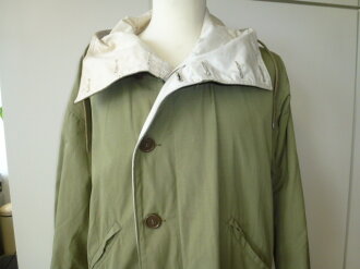 US Army WWII, Overcoat, Parka type, Reversible, dated...