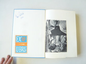 Hanna Reitsch - Fliegen, mein Leben, 348 Seiten, gebraucht, gut. Dazu Autogrammkarte mit eigenhändiger Unterschrift, wohl aus den 70iger Jahren