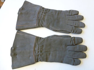 Luftwaffe, Paar Heizbare Handschuhe für Fliegendes Personal in neuwetigem Zustand datiert 1943
