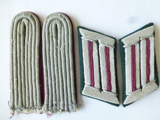 Wehrmacht, Paar Schulterklappen und Kragenspiegel Nebeltruppe, selten