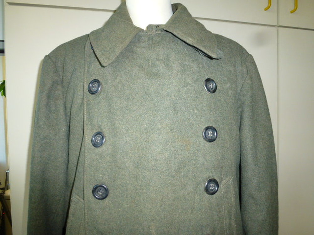 Waffen SS Mantel ( keine Ärmelaufschläge ) getragenes Stück, 550,00