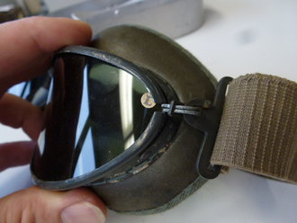 Luftwaffe Windschutzbrille Baumuster 295 in Dose mit Zubehör, sehr guter Zustand, so selten