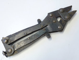 British WWII wire cutter