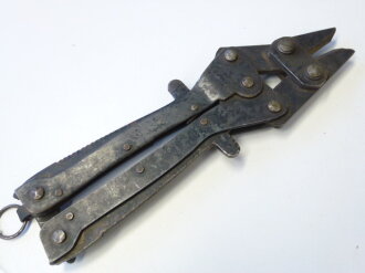 British WWII wire cutter