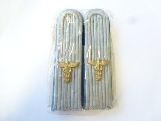 2 Paar Schulterstücke für einen Leutnant Truppensonderdienst zum Schlaufen, Neuwertige Paare aus Schneidereibestand, in original Chellophan eingepackt
