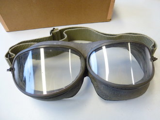 Luftwaffe " Landfliegerbrille", Komplett mit Zubehör in Pappschachtel. In diesem Zustand sehr selten