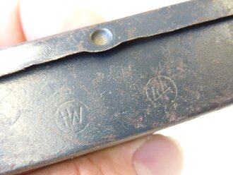 Kleinteilkasten für die Werkzeugtasche MG34/42 datiert 1944. Originallack, selten