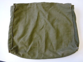 Kleidersack 31, seltene Variante mit Trageriemen aus erbeutetem britischem Webmaterial