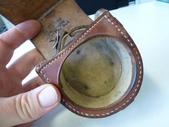 Gebirgsjäger Höhenmesser datiert 1936, die Tasche leicht defekt, selten