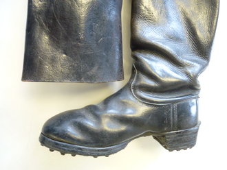 Heer, Paar Stiefel für Mannschaften, in alter Zeit abgeschnittene Kavalleriestiefel, Sohlenlänge 28,5cm