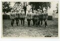 3 Fotos Reichswehr, frühe Wehrmacht, Trauerzug, Stahlhelme mit Ohrenausschnitt, Maße 10 x14cm