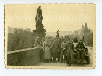 Waffen auf Brücke in Innsbruck, Maße 11x8cm