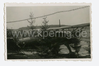 Foto  Flugzeug am Rollfeld, Maße 9x6cm