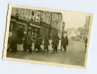 Foto Französische Kriegsgefangene, Maße 6x9cm