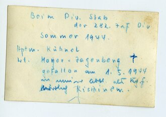 Feldfernsprecher 33 im Gebrauch, Maße 8x5cm,...