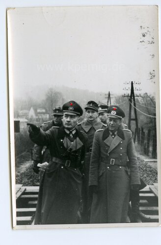 Foto Generäle bei Besprechnung, Maße 12,5x8,5cm