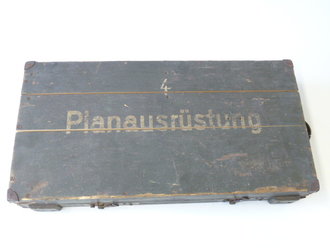 Kasten Planausrüstung Wehrmacht, Originallack, in Unterteilung